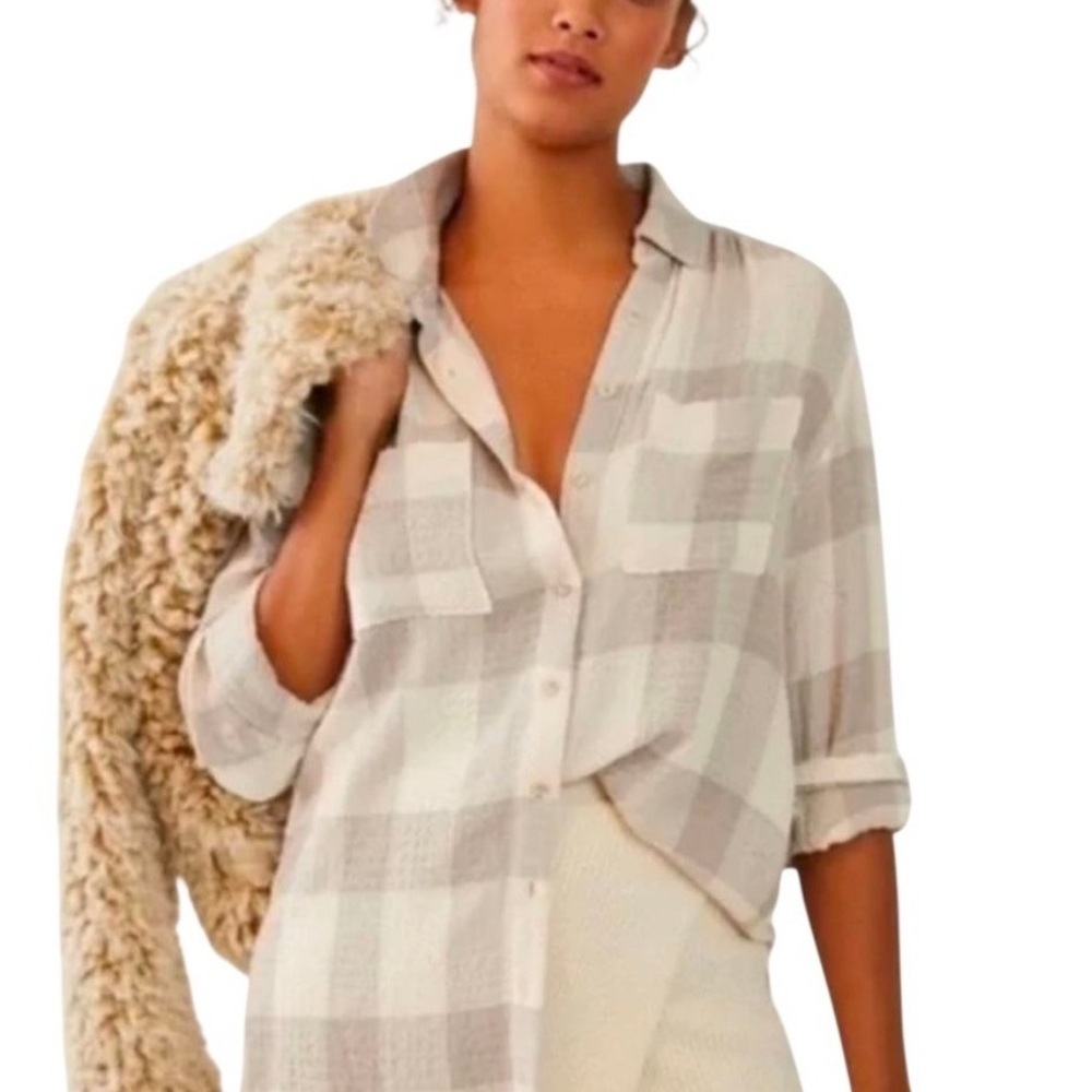Pilcro Cream and Gray Plaid Shirt